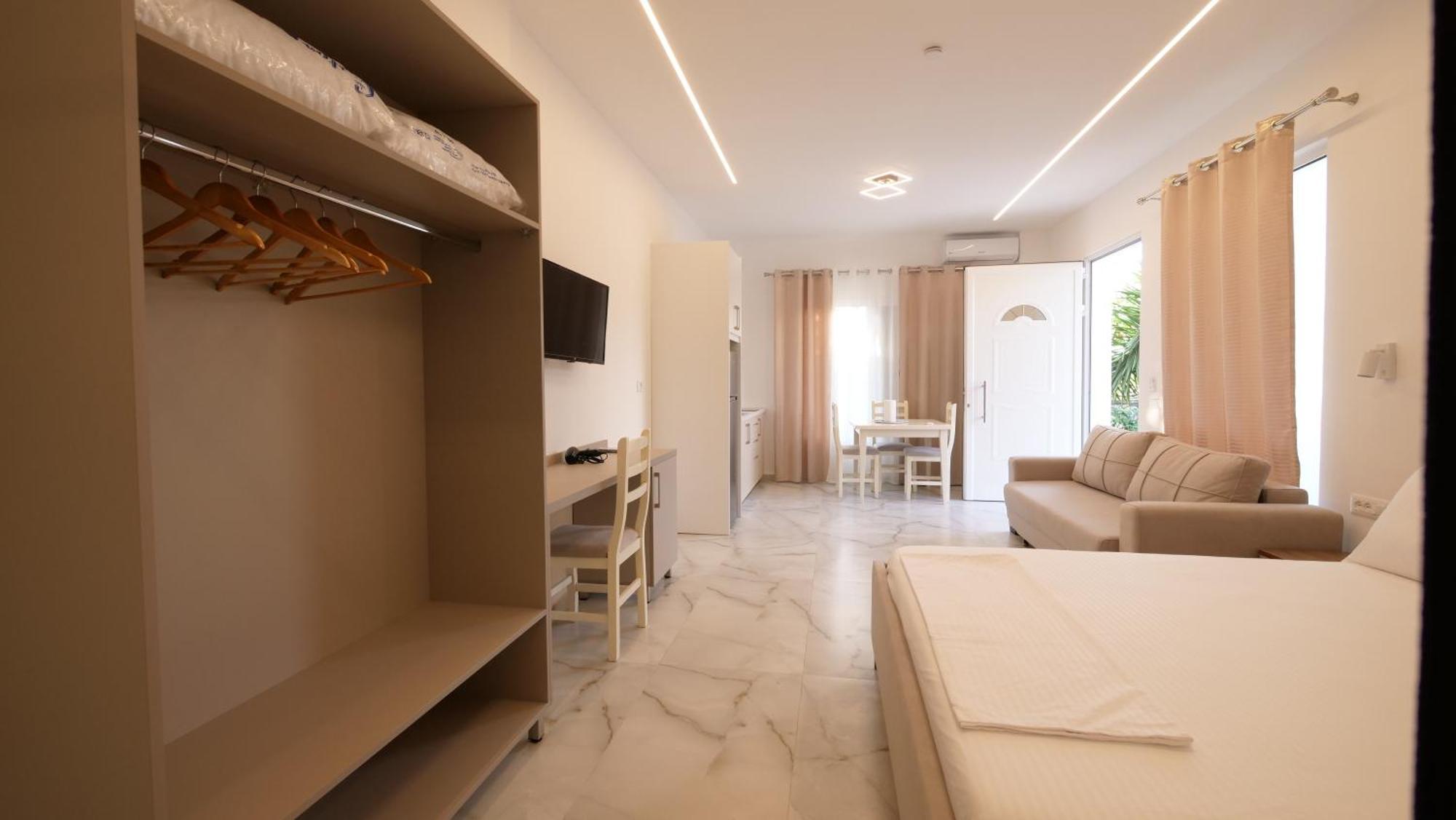 Blue Mare Apartments Sarandë 외부 사진