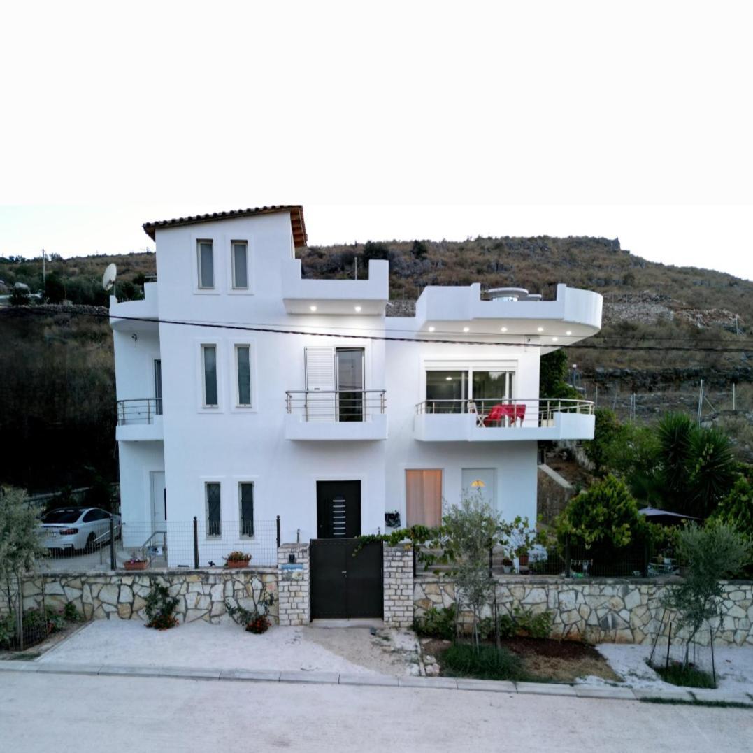 Blue Mare Apartments Sarandë 외부 사진